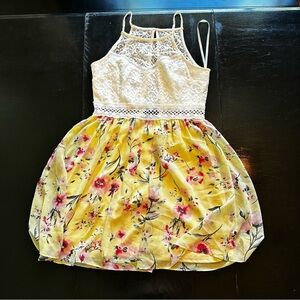 BCX Small Summer Spring Wedding Easter Fancy Dressy Nice Outfit Lace Floral